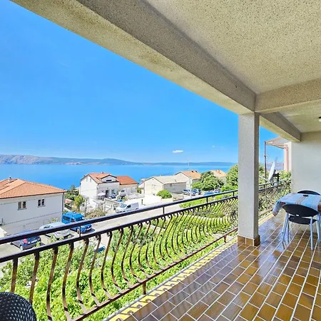 Fuer 7 Personen Mit Terrasse Und Meerblick By Interhome 아파트